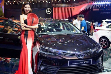 Đua nhau giảm giá, xe ô tô tại thị trường Việt rẻ chưa từng thấy